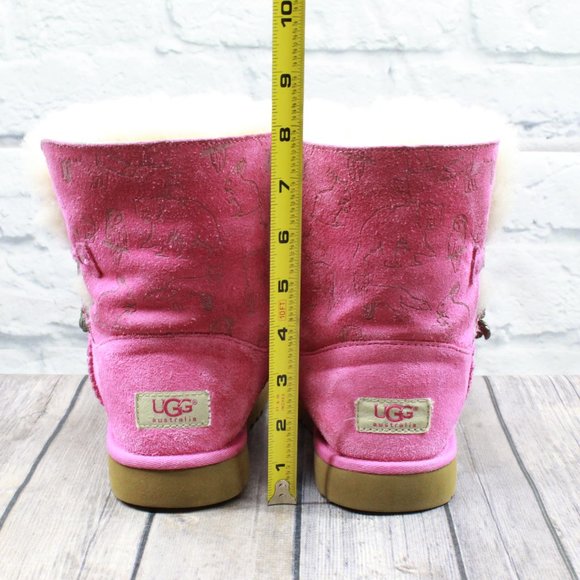 UGG Australia Fauna Princess Pink Suede Sheepskin Button Charm Winter Boots US 4 - Picture 7 of 10